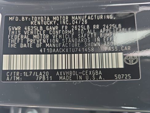 Used 2026 Toyota Camry XLE FWD image 32