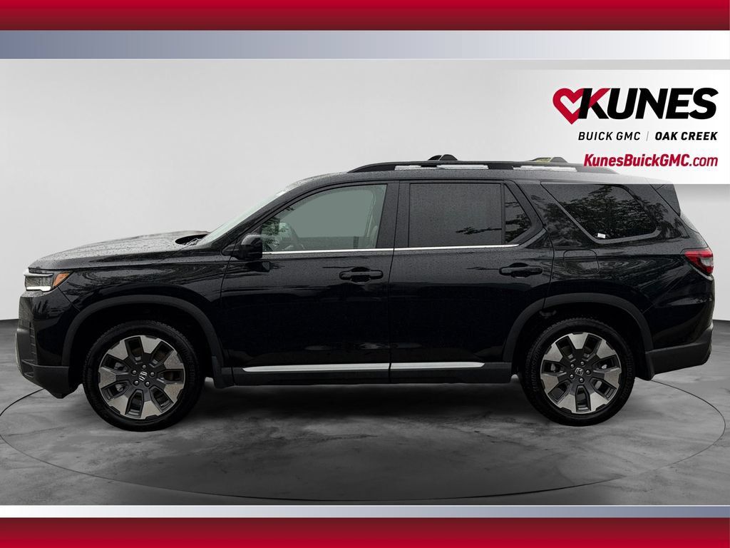 Used 2026 Honda Pilot Touring image 6