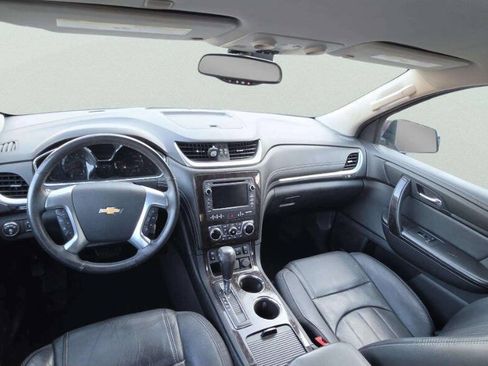 Used 2016 Chevrolet Traverse LTZ AWD/4WD image 7
