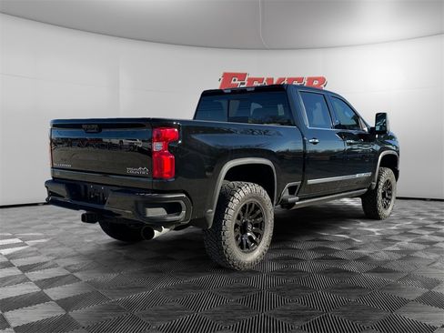 Used 2024 Chevrolet Silverado 2500 High Country image 5