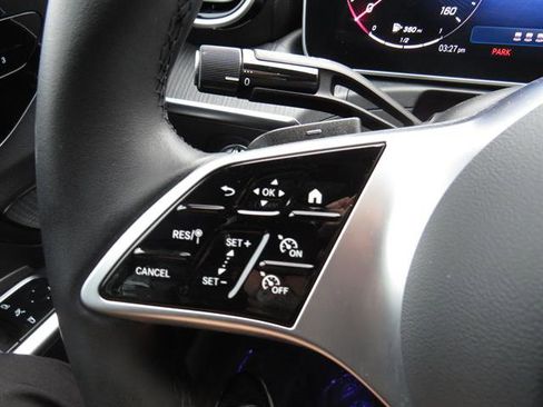 Used 2025 Mercedes-Benz C 300 4MATIC Sedan image 11