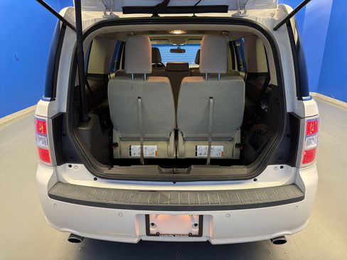 Used 2018 Ford Flex SEL w/ Equipment Group 202A FWD image 30