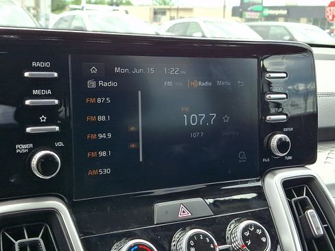 Used 2021 Kia Sorento LX AWD/4WD image 16