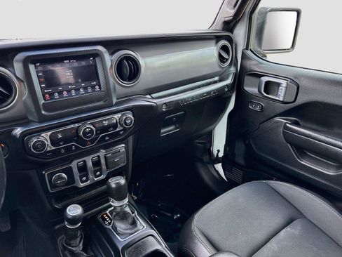 Used 2021 Jeep Wrangler Sport AWD/4WD image 21