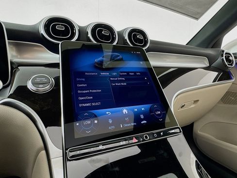 New 2026 Mercedes-Benz GLC 300 4MATIC image 19