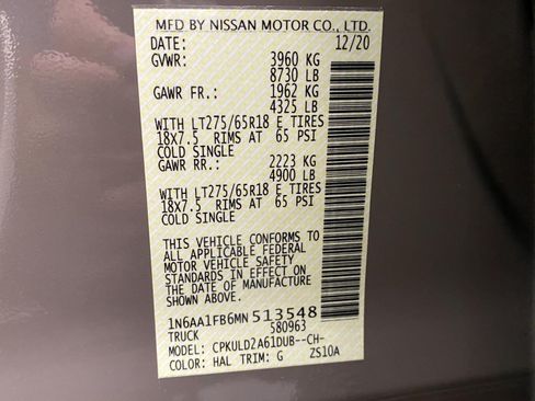 Used 2021 Nissan Titan PRO-4X w/ Pro-4x Convenience Package AWD/4WD image 38