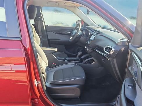 Used 2023 Chevrolet TrailBlazer LT w/ Convenience Package image 13
