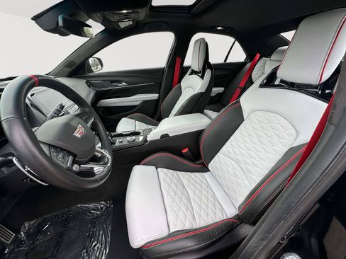 Certified 2022 Cadillac CT4 V Blackwing w/ Driver Assist Package image 27