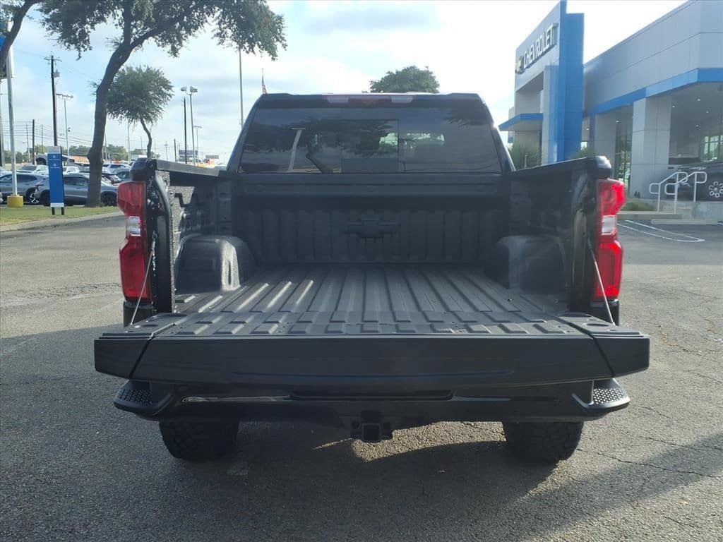 New 2026 Chevrolet Silverado 1500 ZR2 AWD/4WD image 12