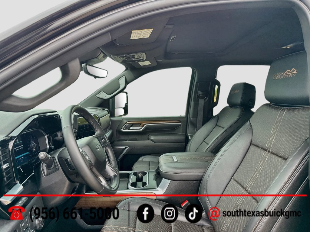 Used 2026 Chevrolet Silverado 2500 High Country w/ Midnight Edition AWD/4WD image 11