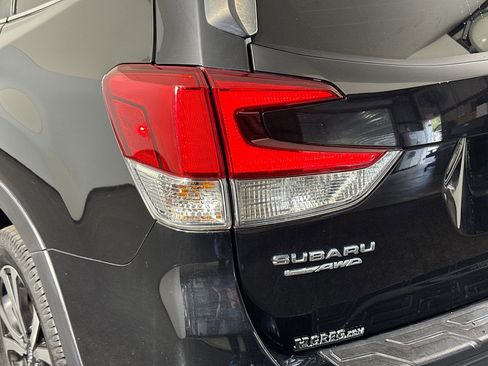 Used 2020 Subaru Forester Limited w/ Popular Package #3 AWD/4WD image 28