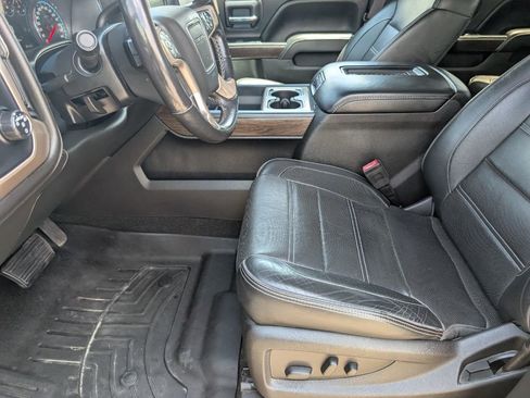 Used 2017 GMC Sierra 1500 Denali w/ Denali Ultimate Package AWD/4WD image 8