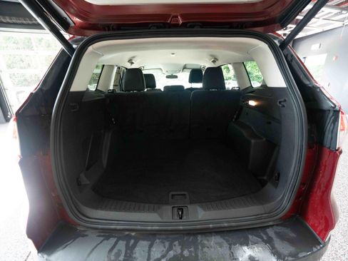 Used 2015 Ford Escape SE w/ Equipment Group 201A AWD/4WD image 28