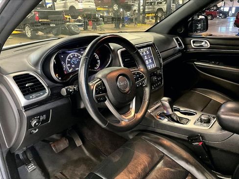 Used 2018 Jeep Grand Cherokee High Altitude AWD/4WD image 8