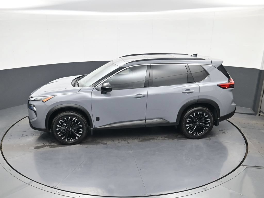 Certified 2026 Nissan Rogue Dark Armor FWD image 29