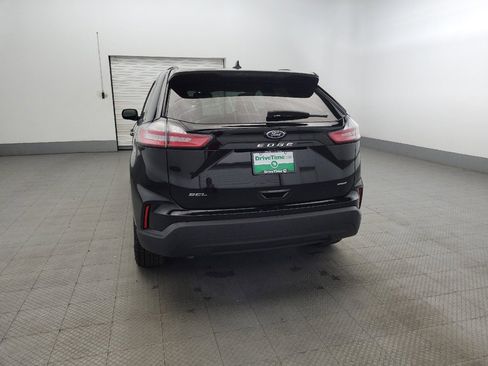 Used 2023 Ford Edge SEL w/ Sport Appearance Package image 6