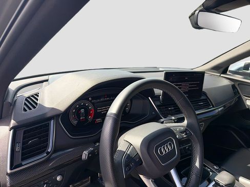 Used 2023 Audi SQ5 Prestige w/ Prestige Package image 26