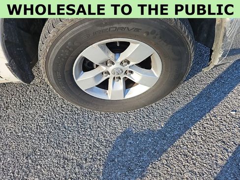 Used 2019 RAM 1500 Classic SLT image 11