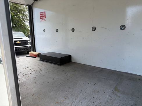 Used 2022 Ford Transit 350 DRW RWD image 15