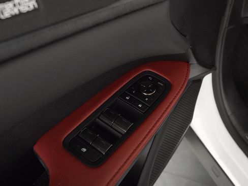 Used 2023 Lexus RX 500h F Sport image 21