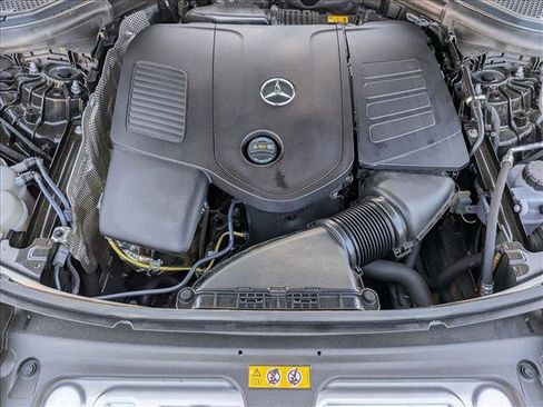 Used 2026 Mercedes-Benz GLC 300 4MATIC image 23