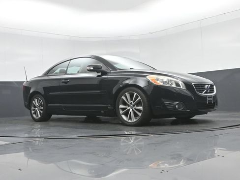 Used 2011 Volvo C70 T5 FWD image 42