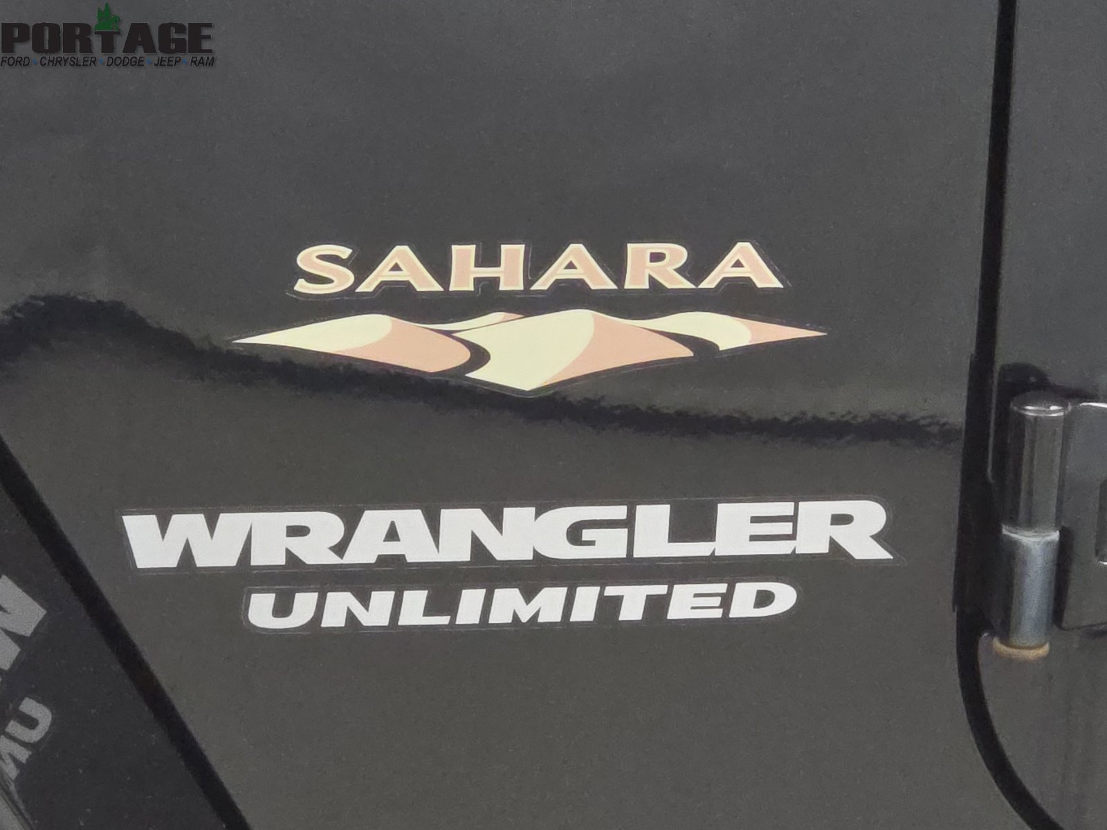 Used 2012 Jeep Wrangler Unlimited Sahara w/ Connectivity Group AWD/4WD image 10