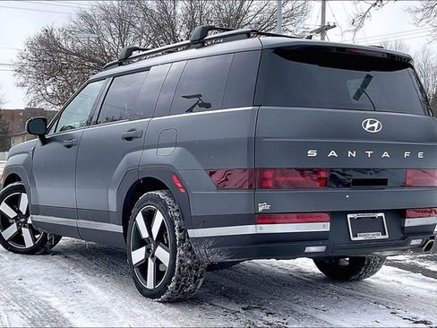 Used 2025 Hyundai Santa Fe Limited image 12