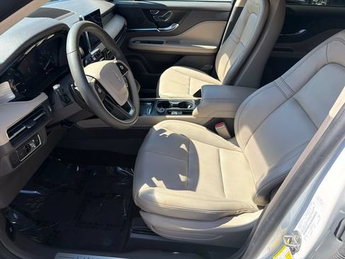 Used 2022 Lincoln Corsair FWD image 10