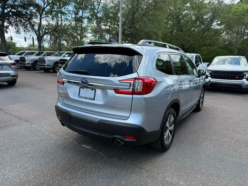 Used 2025 Subaru Ascent Premium AWD/4WD image 10