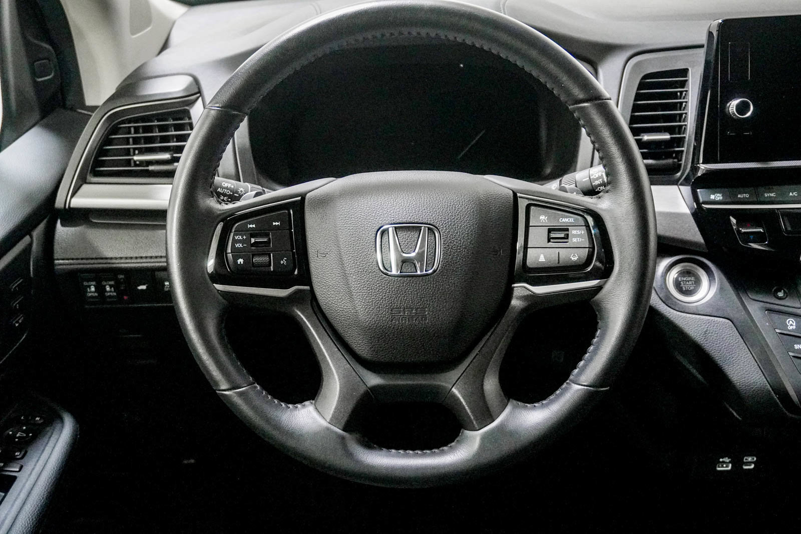 Used 2025 Honda Odyssey EX-L image 23