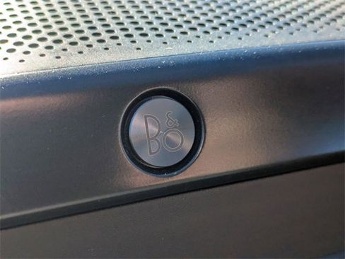 Used 2022 Ford F350 Lariat w/ Tremor Off-Road Package image 27