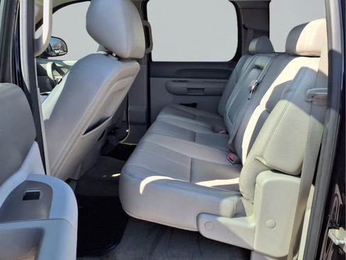 Used 2013 Chevrolet Silverado 1500 LT image 12