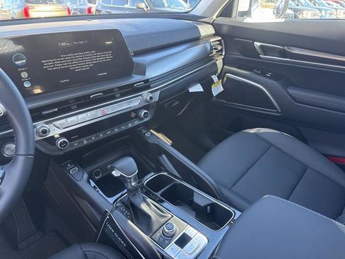 New 2025 Kia Telluride S image 12