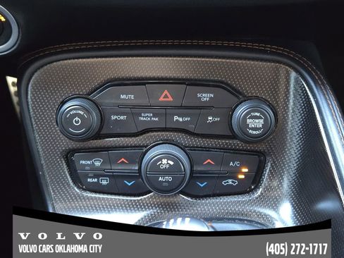 Used 2020 Dodge Challenger R/T image 19