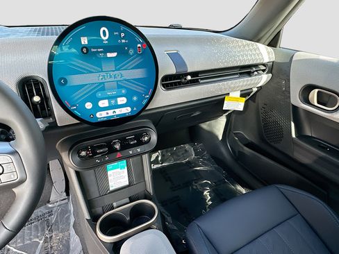 New 2026 MINI Cooper 2-Door Hardtop image 17