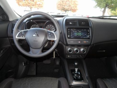 New 2025 Mitsubishi Outlander Sport ES image 12