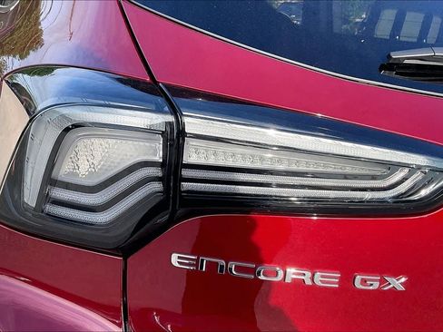 Used 2025 Buick Encore GX Avenir w/ Avenir Technology Package FWD image 29