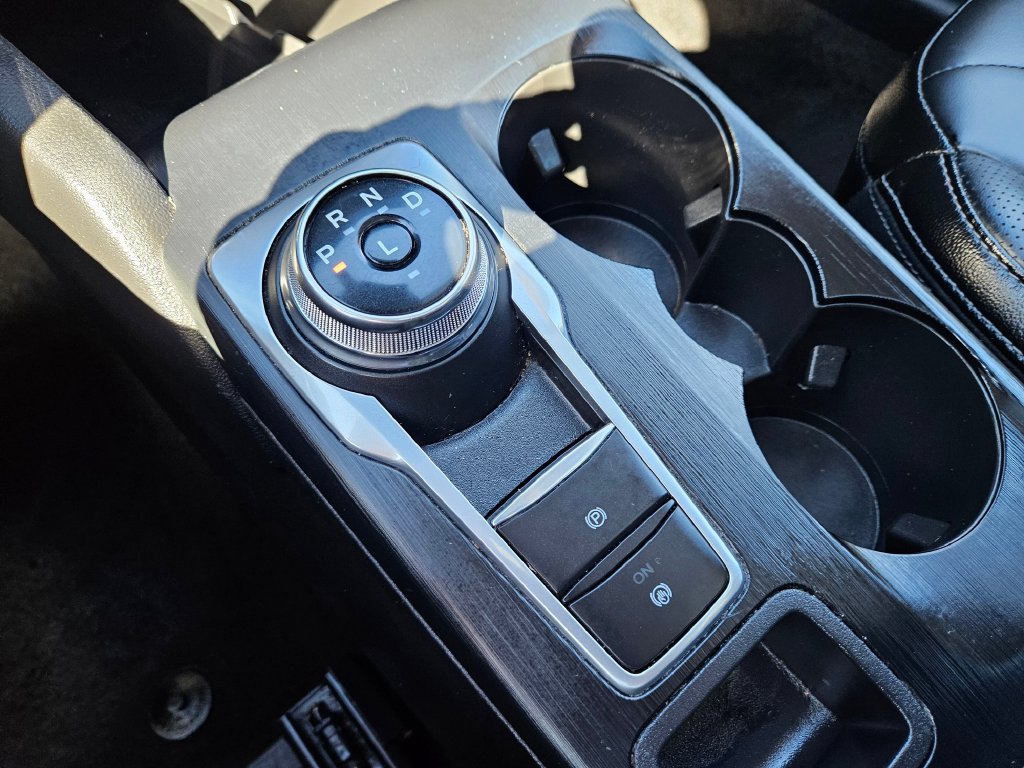 Used 2025 Ford Escape SE w/ PHEV Premium Package FWD image 30