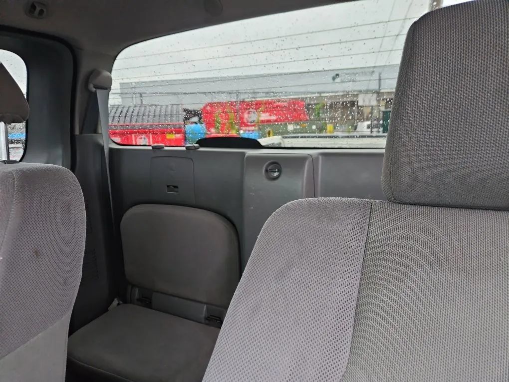 Used 2016 Nissan Frontier S RWD image 17
