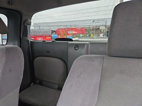 Used 2016 Nissan Frontier S RWD image 17