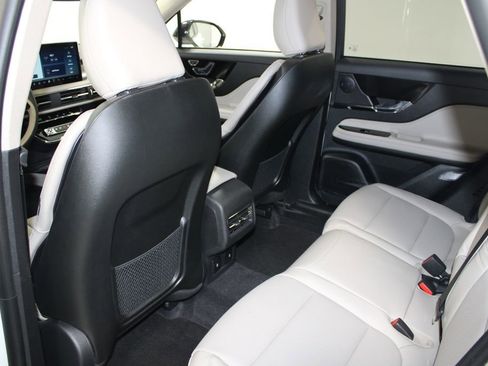 New 2026 Lincoln Corsair Premiere image 26