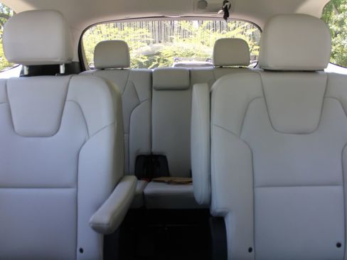 Certified 2024 Kia Telluride S w/ S Sunroof Package FWD image 56