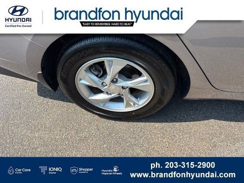 Used 2023 Hyundai Elantra SE FWD image 34