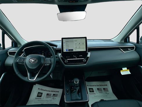 New 2026 Toyota Corolla Cross XLE image 21