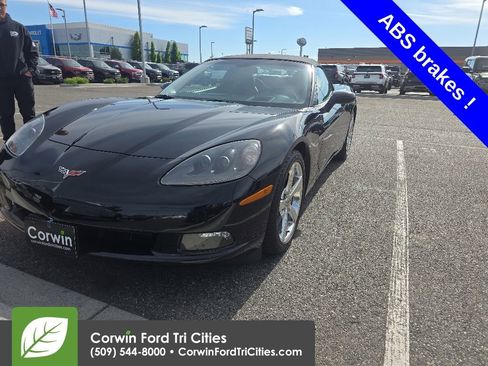 Used 2008 Chevrolet Corvette Convertible w/ Preferred Equipment Group RWD image 5