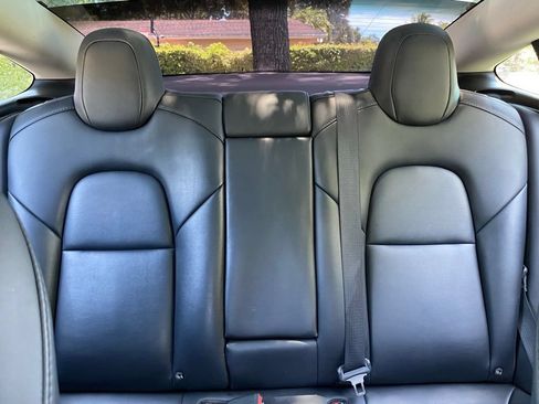 Used 2023 Tesla Model 3 Standard Range RWD image 21