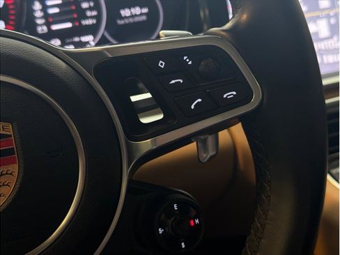Used 2019 Porsche Panamera 4 AWD/4WD image 19