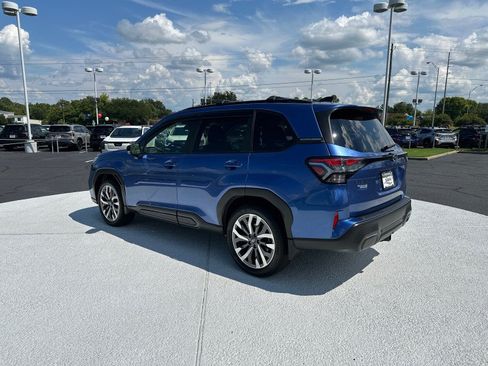 Certified 2025 Subaru Forester Touring w/ Touring Package AWD/4WD image 5