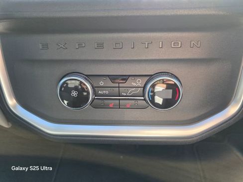 New 2026 Ford Expedition Max Platinum w/ Driver's Package image 17